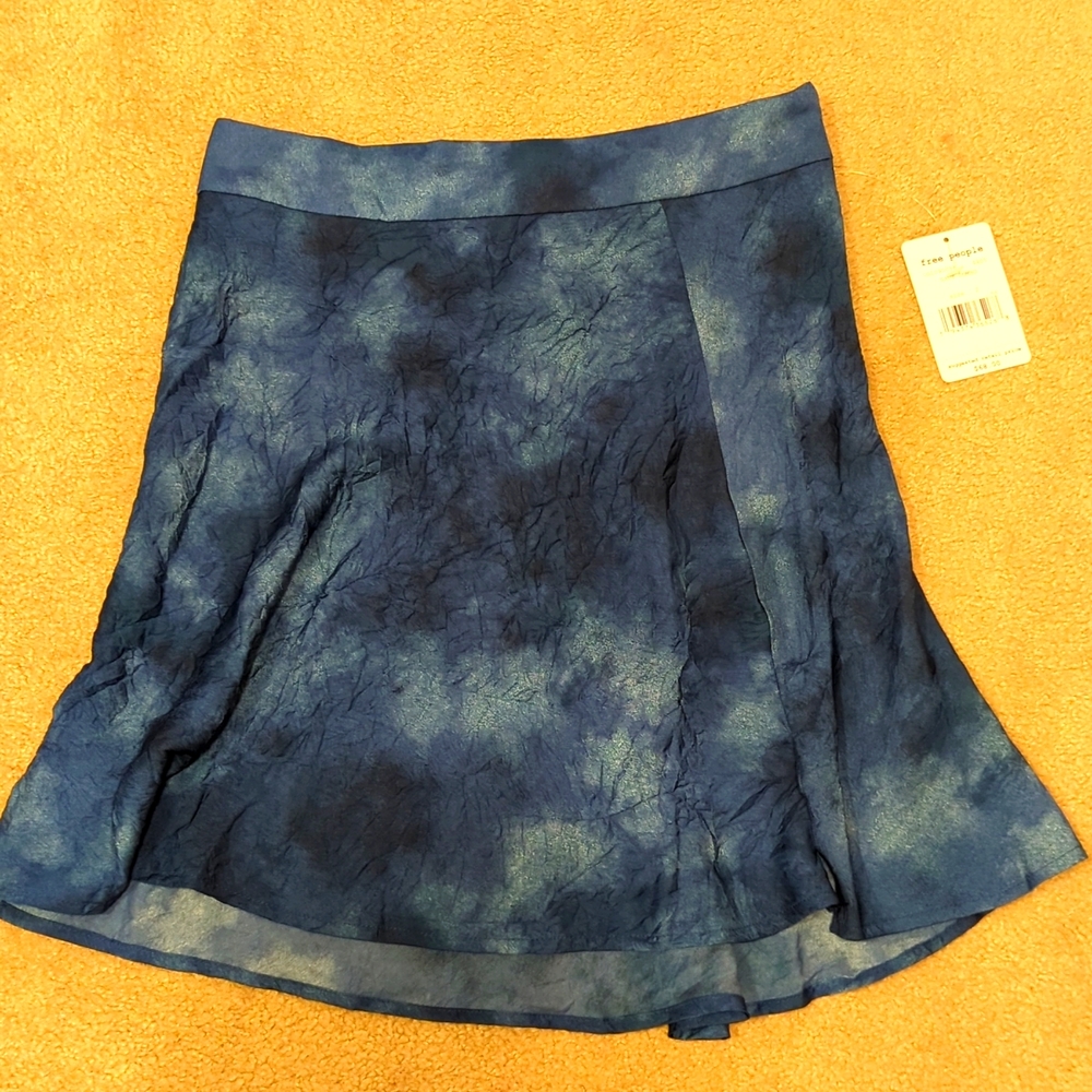 Free People Size 2 Blue tie dye Skirt NWT